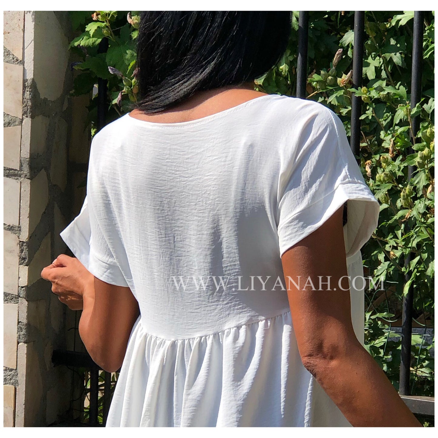 ROBE Courte Modèle HANYZ BLANC