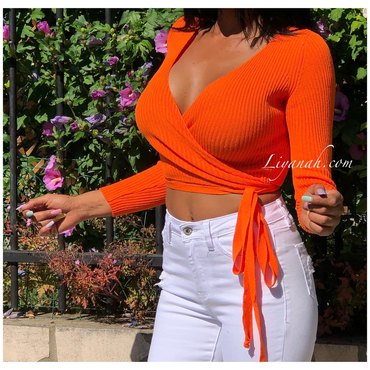 Cache-Coeur Cropped Modèle CHACHA ORANGE