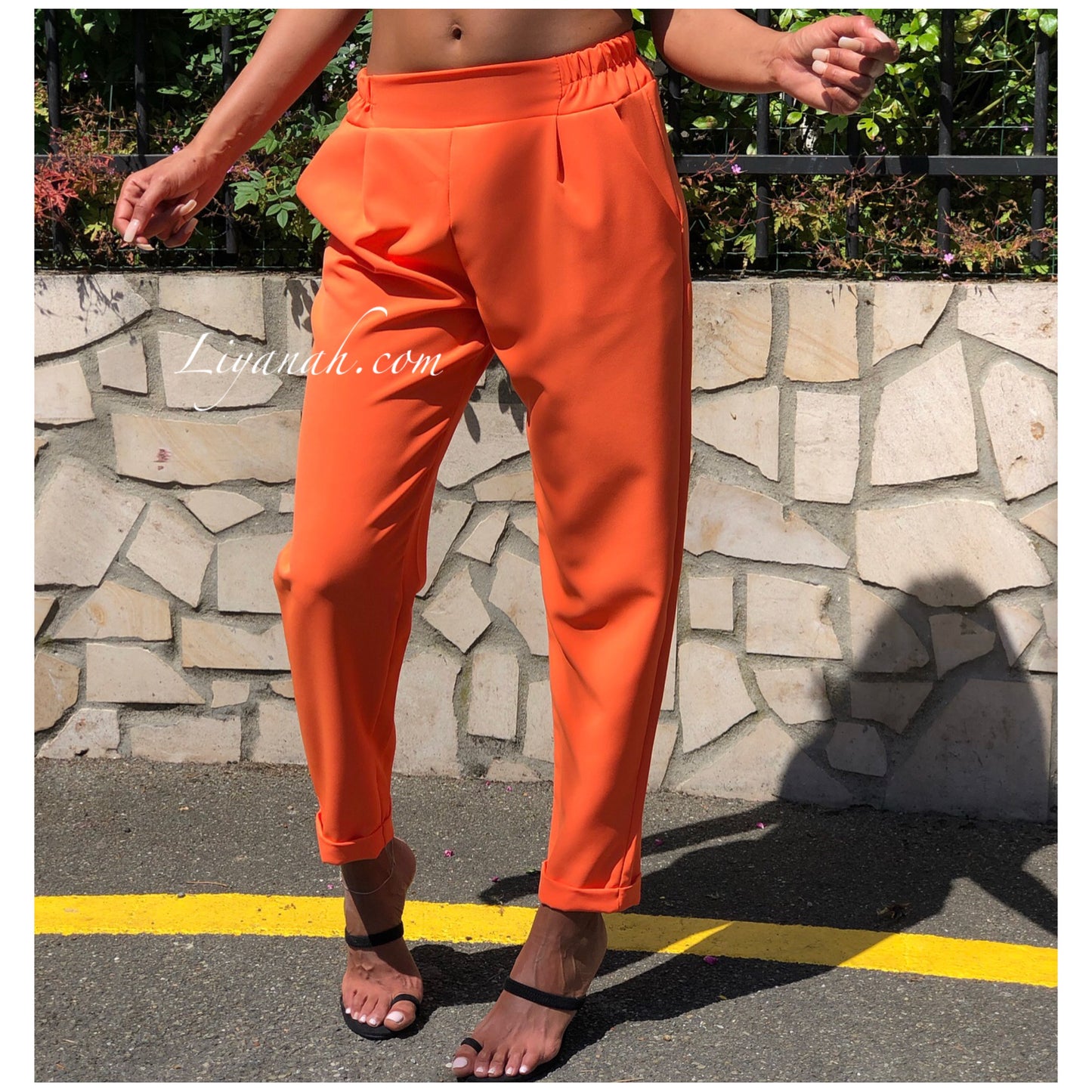 Pantalon Modèle HARA ORANGE