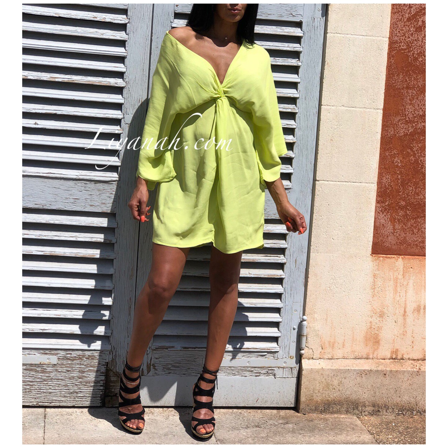 Robe Courte Modèle YELYNA VERT