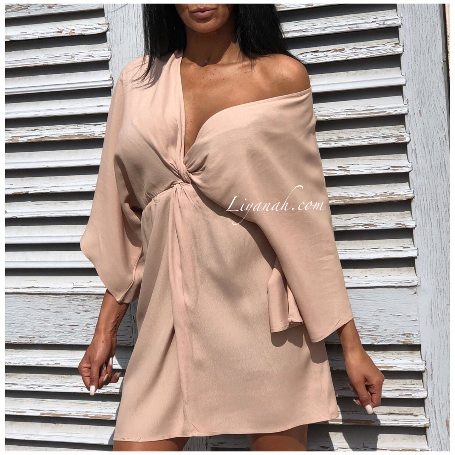 Robe Courte Modèle YELYNA BEIGE