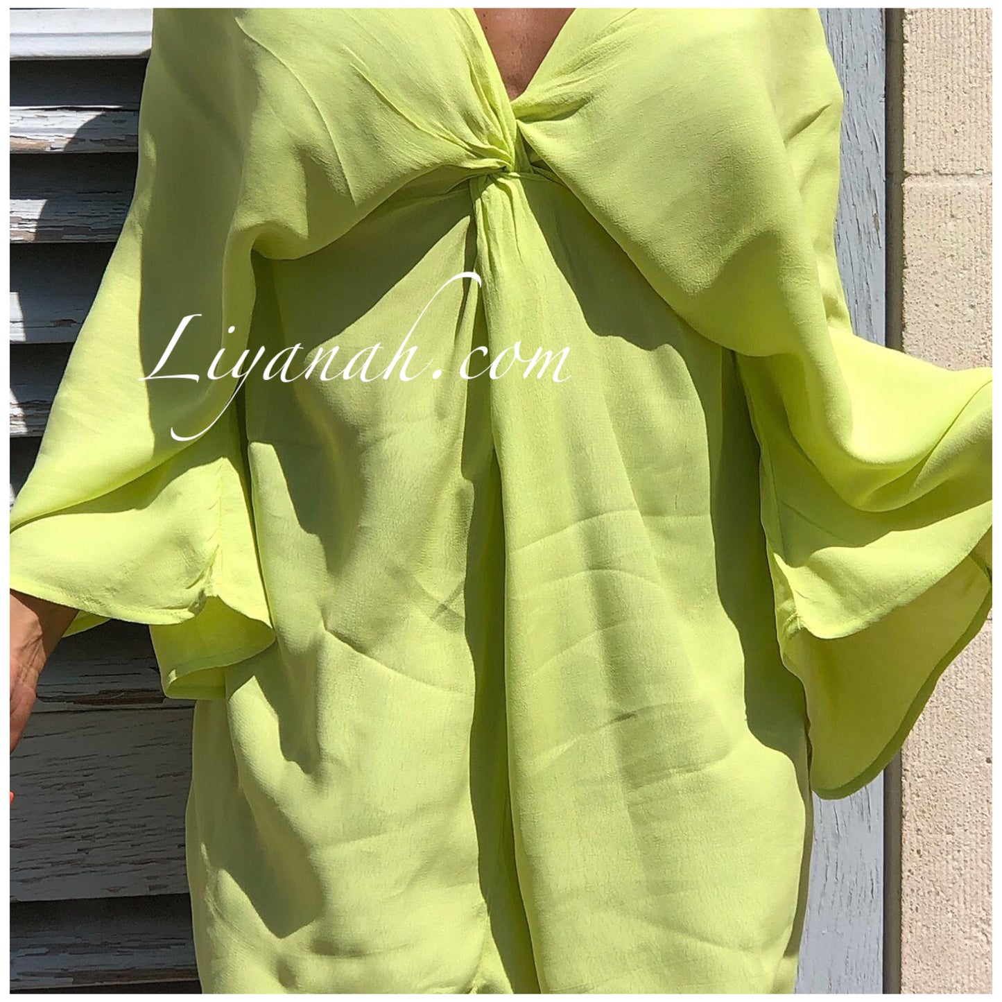 Robe Courte Modèle YELYNA VERT