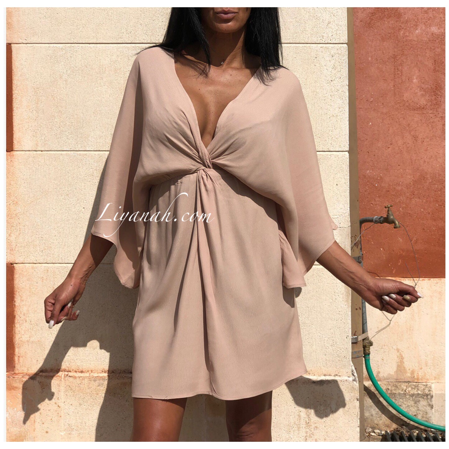 Robe Courte Modèle YELYNA BEIGE