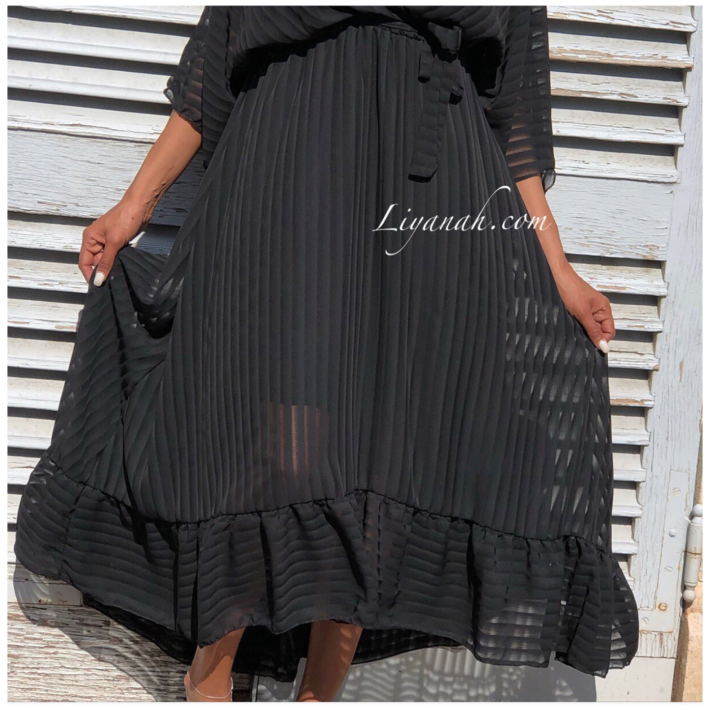 Robe Longue Modèle MAEGAN NOIR