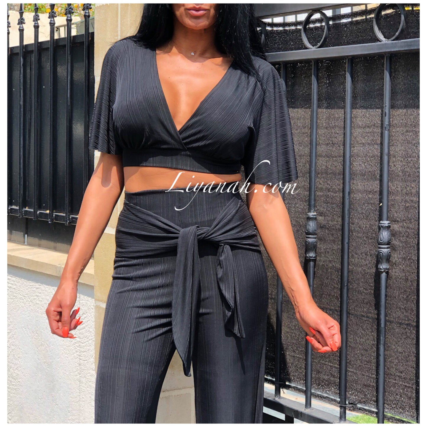 Ensemble Crop Top + Pantalon Modèle AYATI Noir