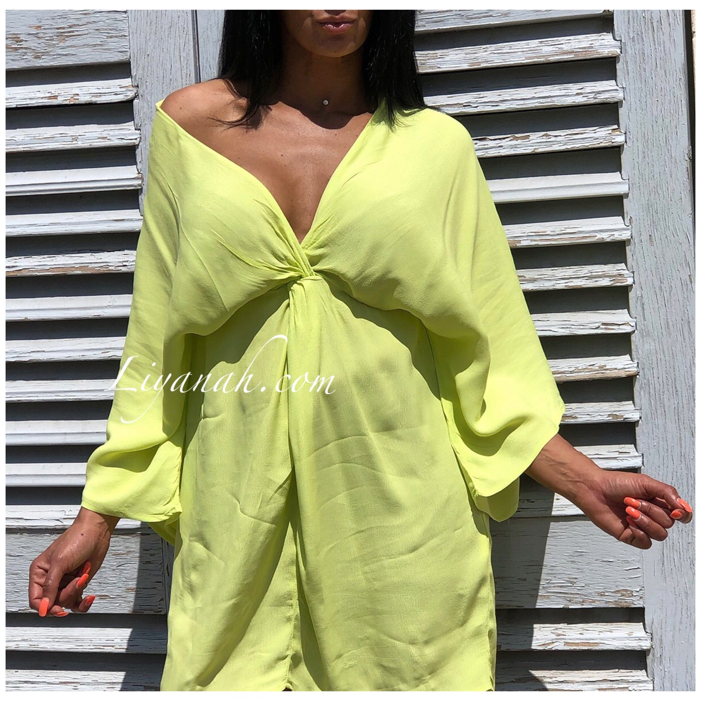 Robe Courte Modèle YELYNA VERT