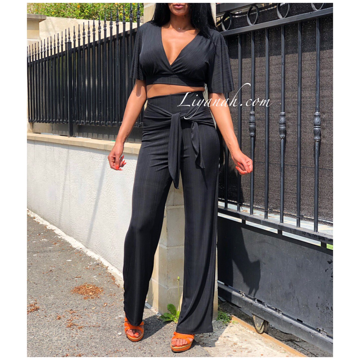 Ensemble Crop Top + Pantalon Modèle AYATI Noir