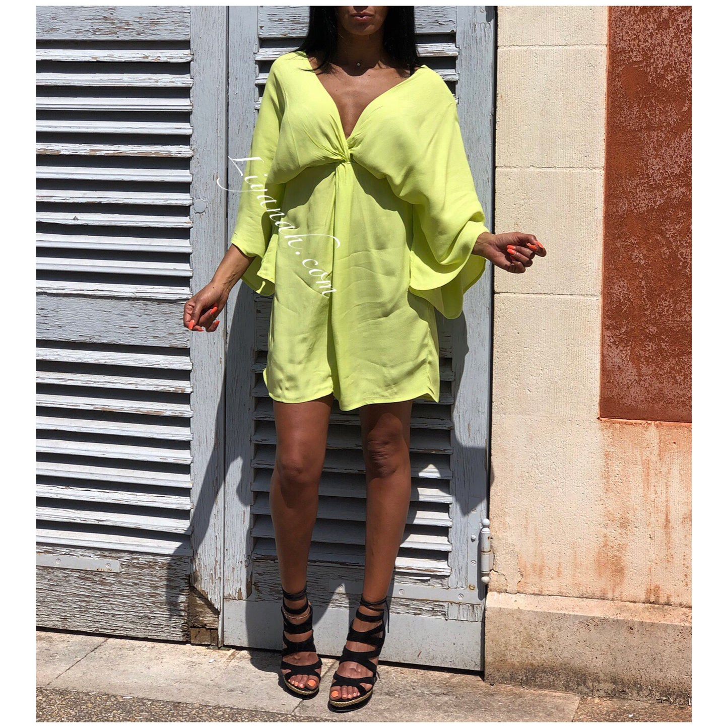 Robe Courte Modèle YELYNA VERT