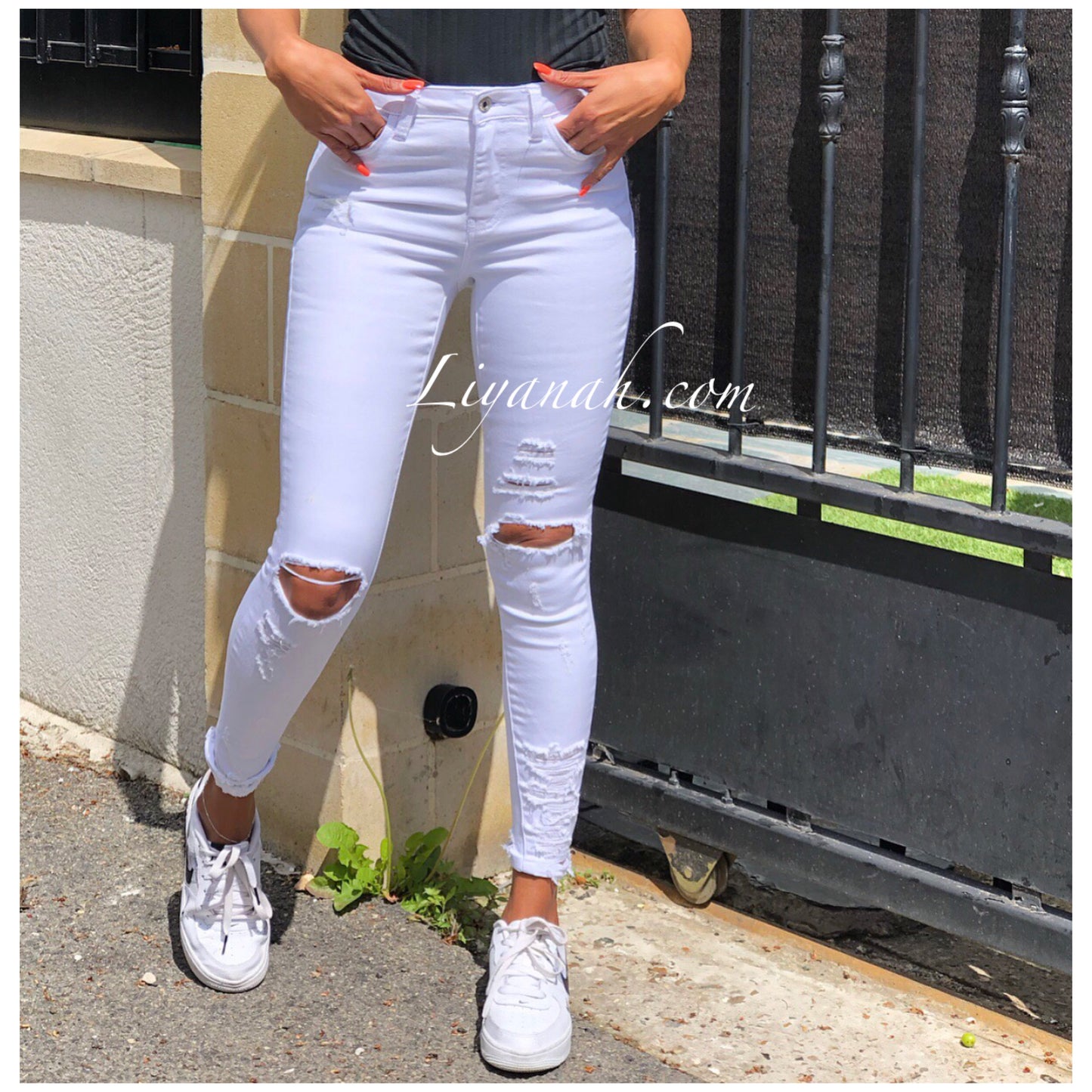 Jean Skinny DESTROY WHITE Modèle NEVY