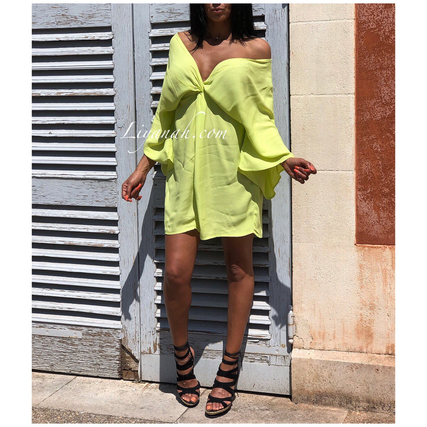 Robe Courte Modèle YELYNA VERT